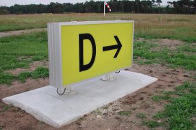 DeWiTec-Taxiway-Sign-Nuremberg